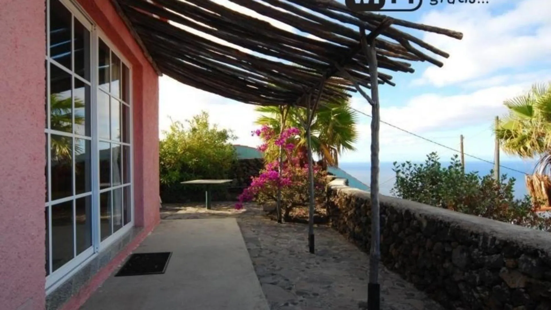 Kleiner Bungalow Mit Einem Schlafzimmer Puerto De Naos 0*,
