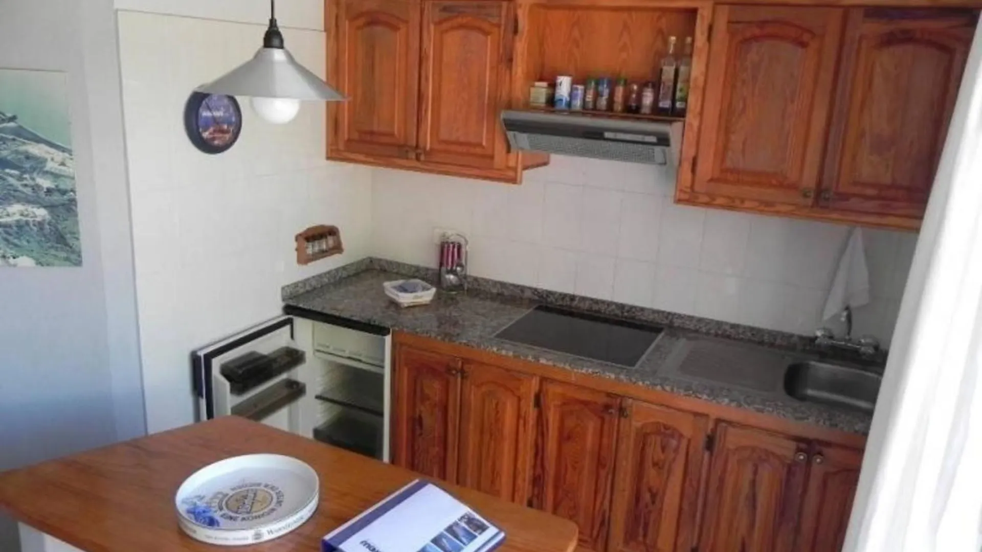 Kleiner Bungalow Mit Einem Schlafzimmer Puerto De Naos 0*,  Spain